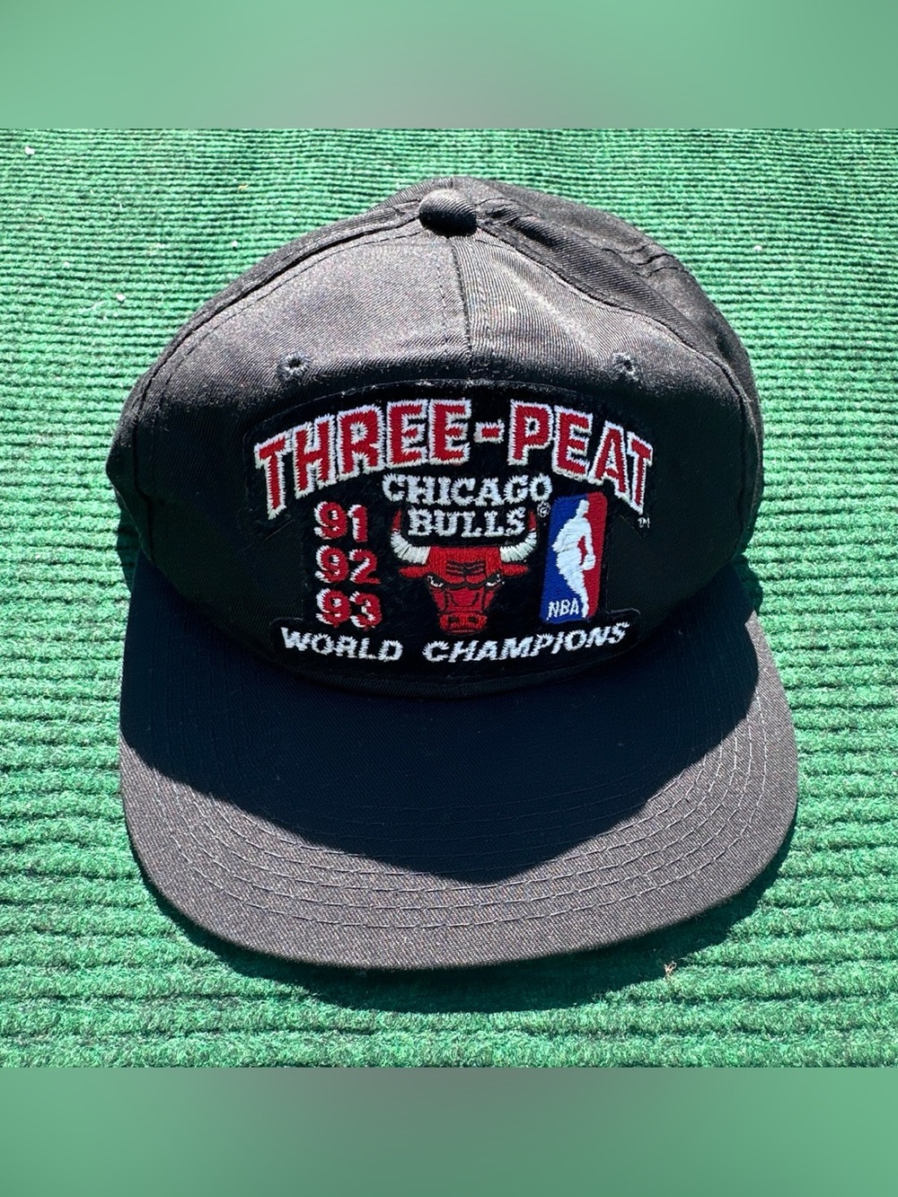 Vintage 90s Youngan Three 3 Peat Chicago Bulls World Champions Snapback Hat Cap